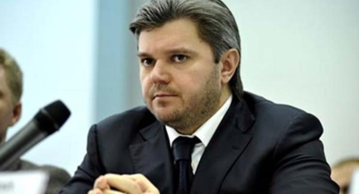 СБУ объявила в розыск экс-министра Ставицкого