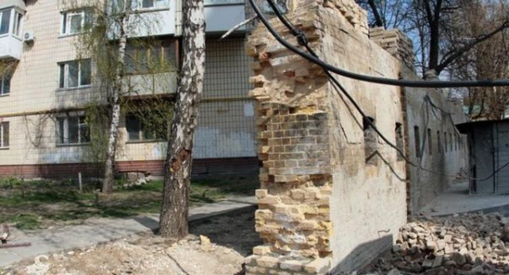Прокуратура возбудила дело по факту разрушения Киевской крепости
