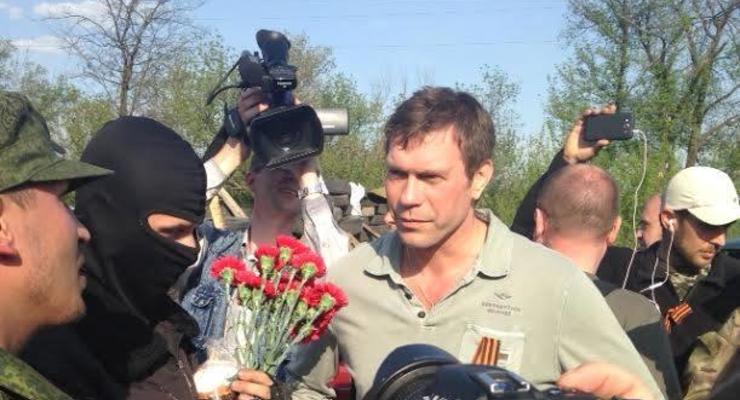 Олег Царев приехал в Славянск с гуманитарной помощью