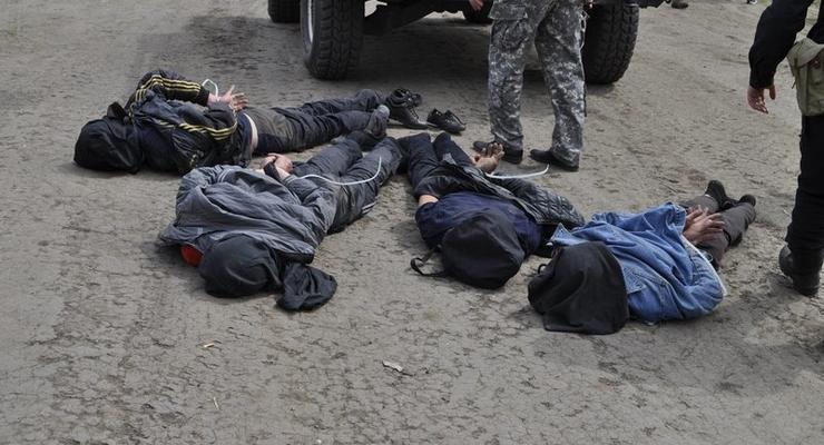 В Славянске задержали подозреваемых в уничтожении украинских вертолетов