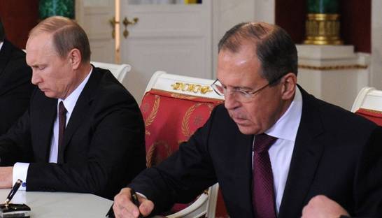 МИД России представил Путину доклад о нарушениях прав человека в Украине