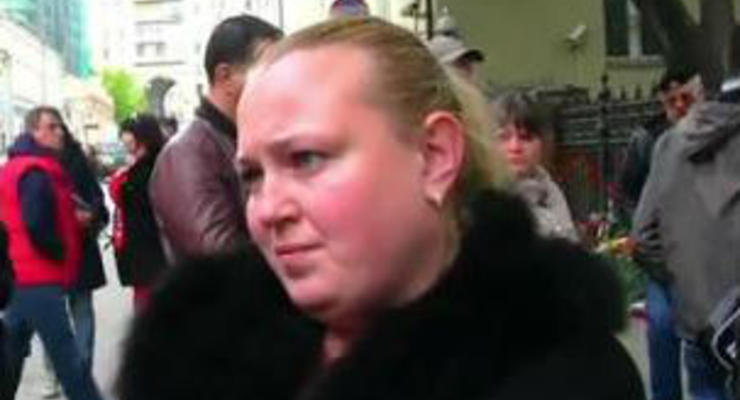Пугавшая бандеровцами одесситка в Москве: "хунта объявила войну моим детям"