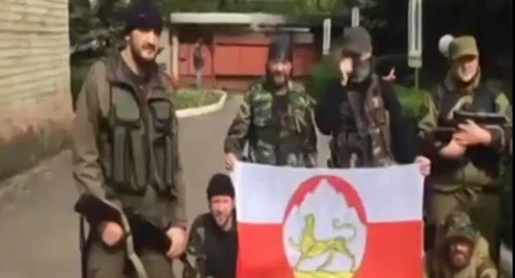 В сети появилось видео боевиков из Осетии в Донецке
