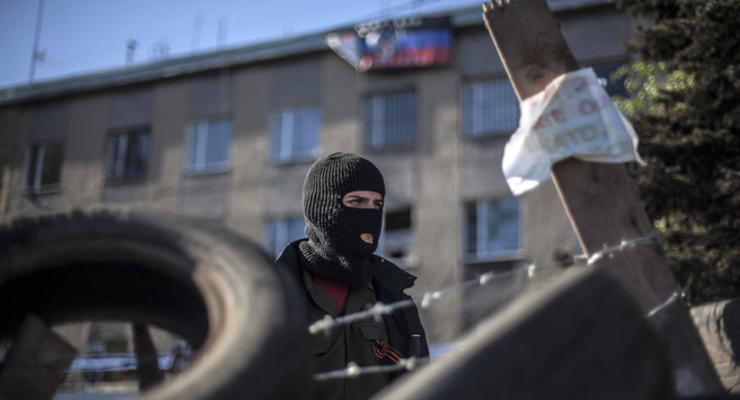 В Луганске похитили активиста и удерживают в здании СБУ - СМИ