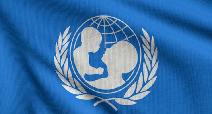 ЮНИСЕФ призвала защитить украинских детей от насилия в стране