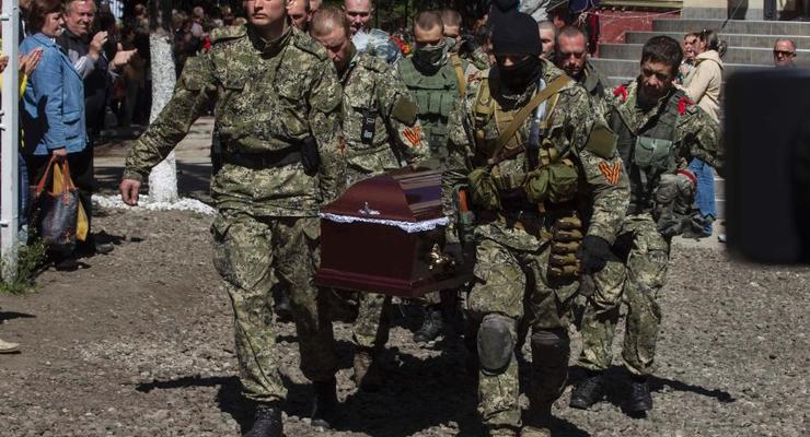 Террористы вывозят из Украины сотни трупов - Тымчук