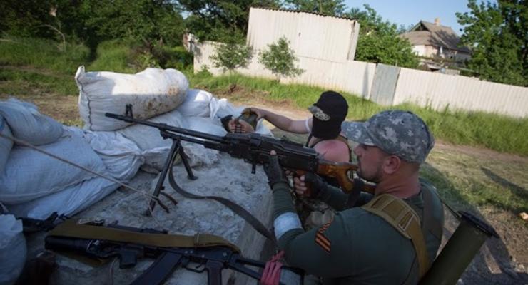 Боевики развернули два блокпоста в Донецкой области вблизи госграницы - Селезнев