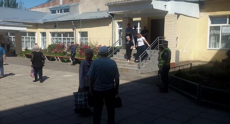 В Николаеве сообщают про заминирование участков, людей эвакуируют