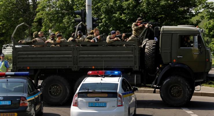 В Донецке ограничили движение автотранспорта в связи с АТО