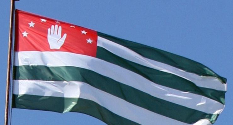 Оппозиция в Абхазии заявила о взятии власти в свои руки