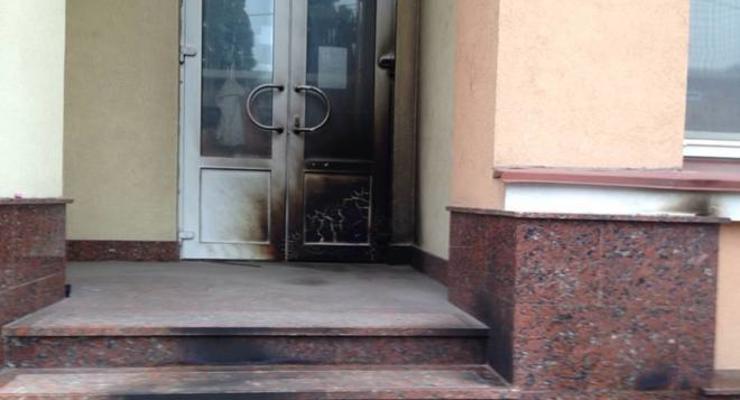 В Киеве неизвестные подожгли офис Русского радио