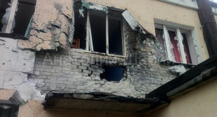 В Славянске вновь разбомбили здание детского приюта