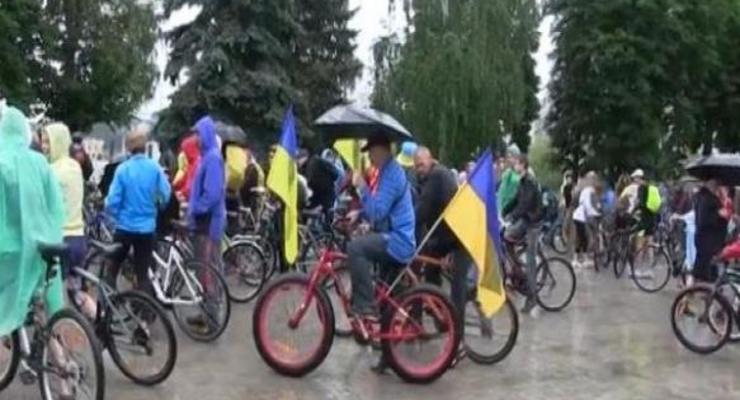 В Сумах прошел велопробег за единство Украины