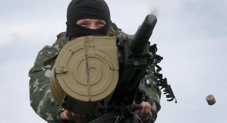 Под Славянском вновь обстреляли блокпост украинских военных - Селезнев