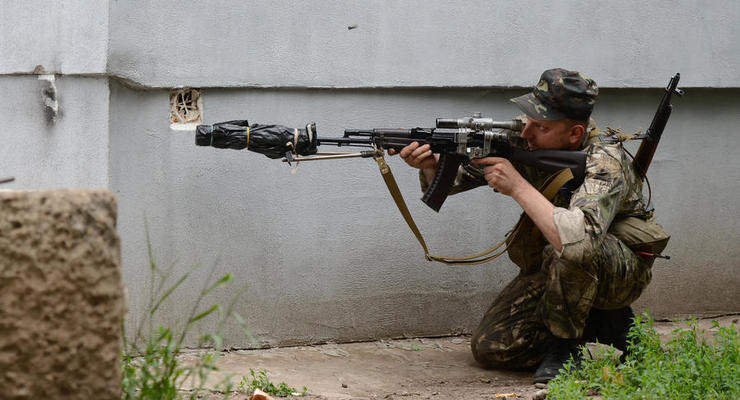 В Луганске возобновился бой пограничников с боевиками - Госпогранслужба