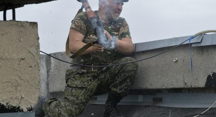 Бой в Луганске: как террористы атаковали погранотряд (фото)