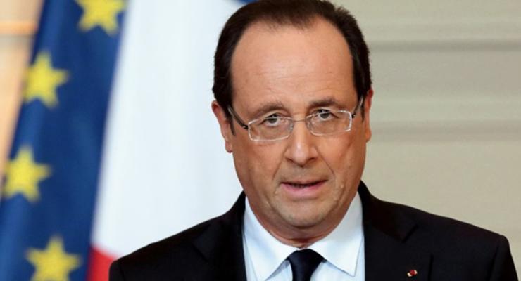 Олланд: Франция выполняет свои контракты по поставке Мистралей