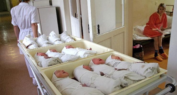 С 1 июля помощь при рождении первенца составит 41 280 гривен - Минсоцполитики