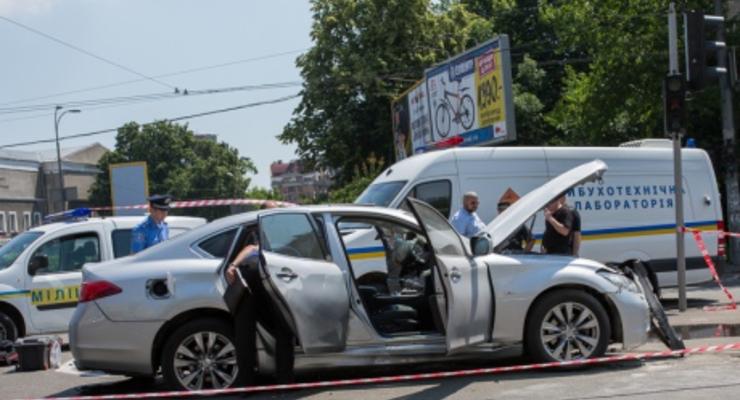 В Киеве на Печерске взорвалась машина