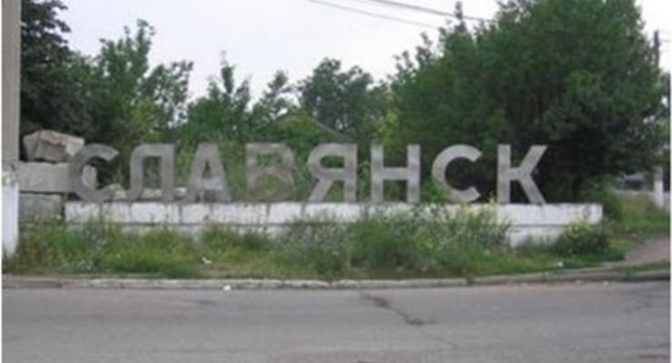 Боевики в Славянске ведут беспорядочную стрельбу из минометов – Селезнев