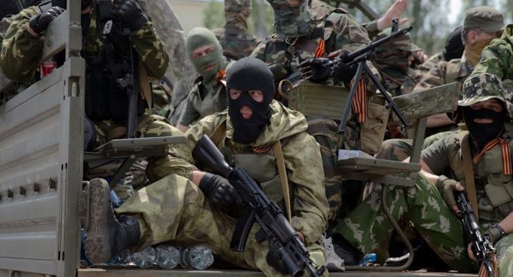 Боевики ранили двух солдат, пытаясь прорваться из Славянска