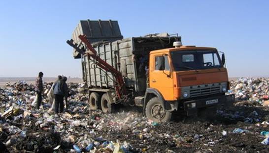 Сторонники ДНР заблокировали вывоз мусора в Донецке
