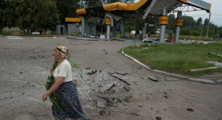 В Славянске разрушены заправки, "скорым" не хватает бензина