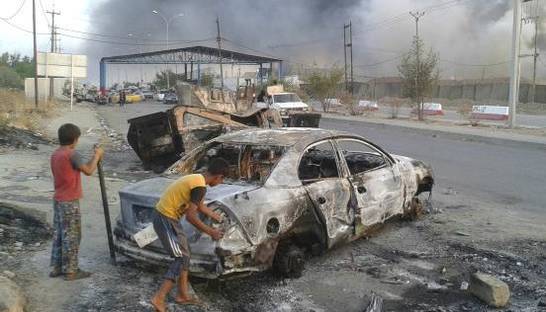 Ирак: полмиллиона жителей в панике бегут из Мосула