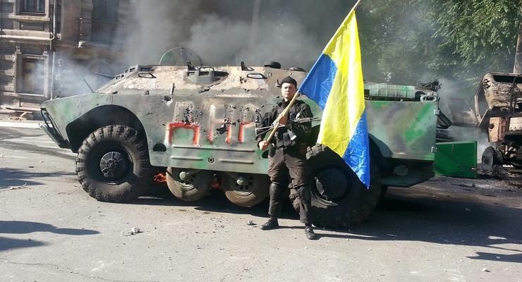 Сопротивление боевиков в Мариуполе подавлено - батальон Азов