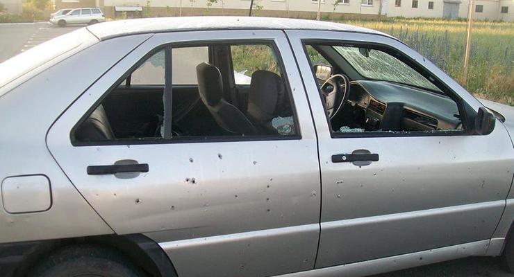 В Луганске неизвестные напали на автостоянку ГАИ
