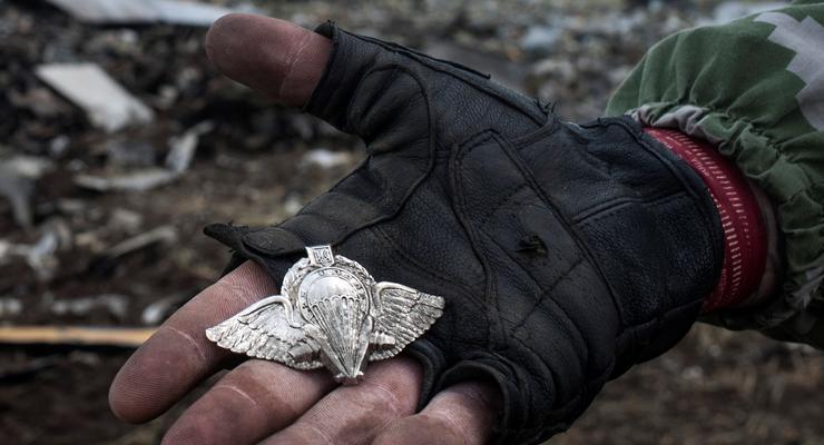 Список погибших в сбитом над Луганском самолете
