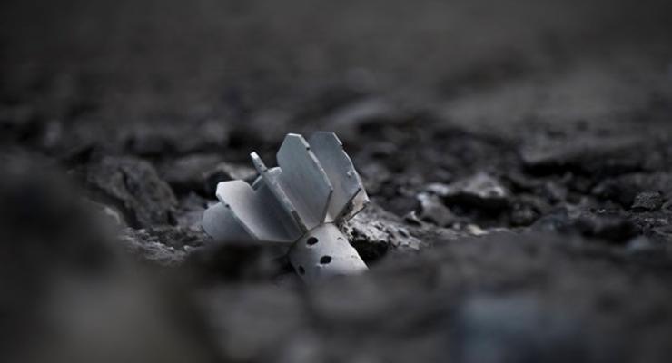 В Луганске в жилой дом попал неразорвавшийся снаряд