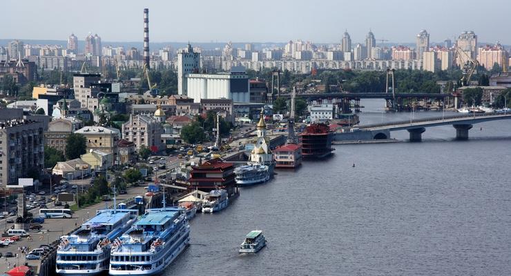 На Днепре в Киеве снова хотят открыть плавучий отель