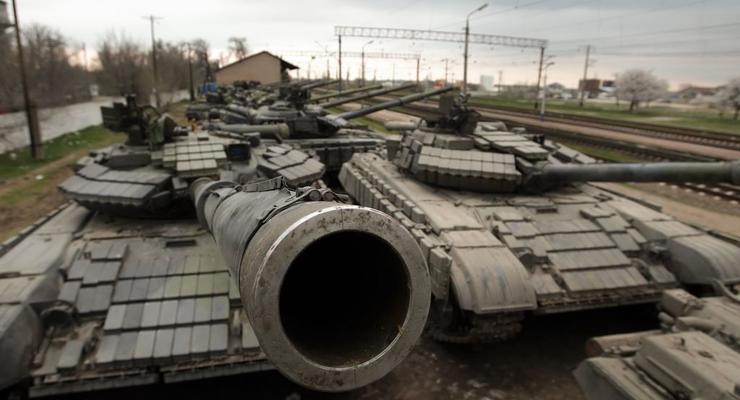 В Ростовской области стоят танки с украинской символикой - СНБО