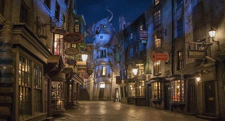 Косой переулок из Гарри Поттера воссоздали в реальности