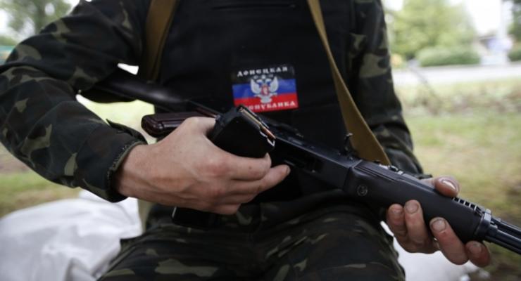 В Донецке вооруженные люди напали на конвой и похитили двух заключенных