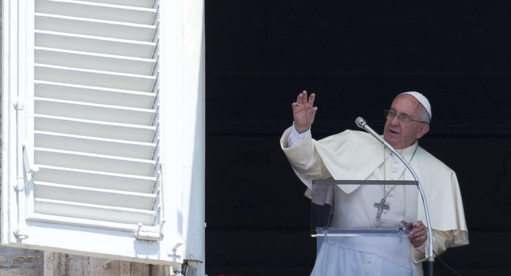 Корреспондент: Папа Римский объявил войну коррупции внутри Святого престола