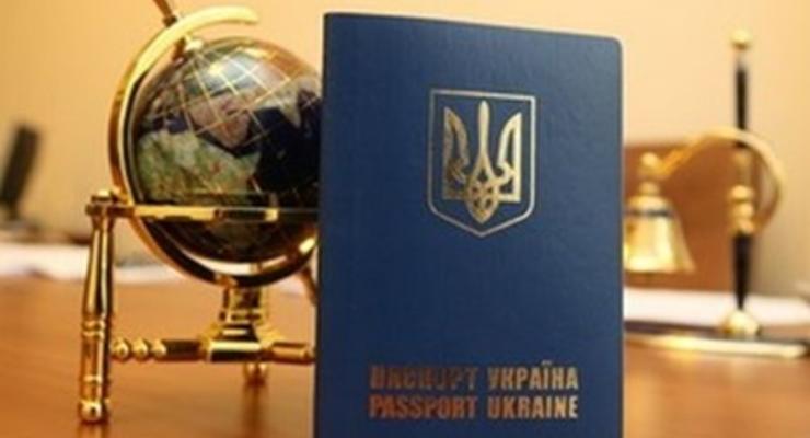 С 2015 года украинцы смогут въезжать в РФ только по загранпаспортам
