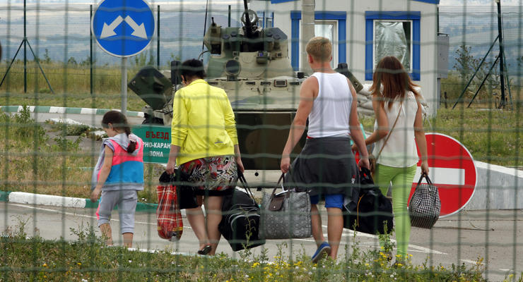 В Астрахань прибыли два автобуса с украинскими беженцами
