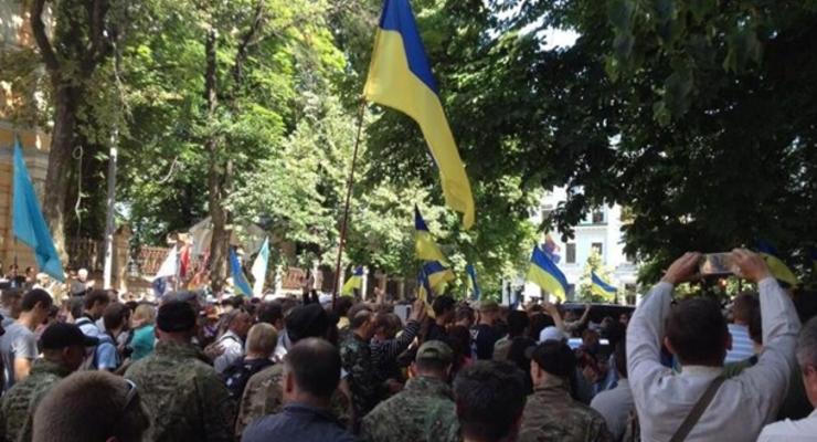 Итоги 29 июня: очередные мирные консультации и пожар "у Януковича"