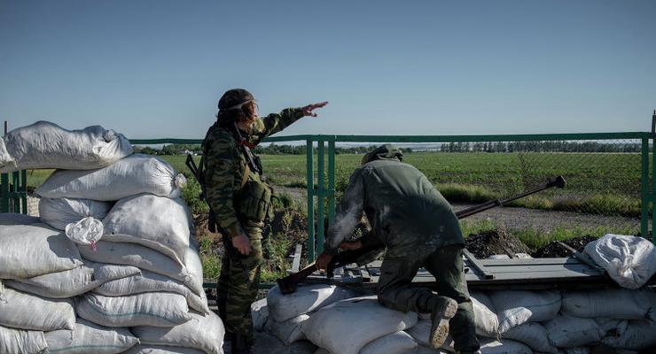 Сепаратисты минируют дороги и подъезды к мостам в Донецкой области – пресс-центр АТО