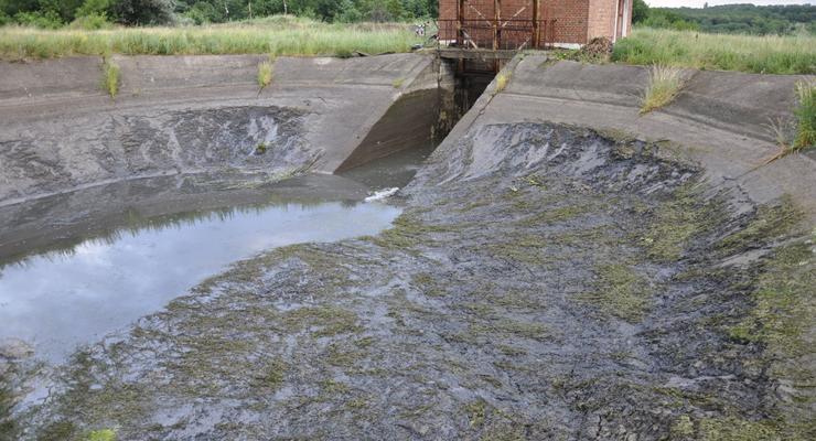 В водохранилищах Донецкой области воды осталось на семь дней