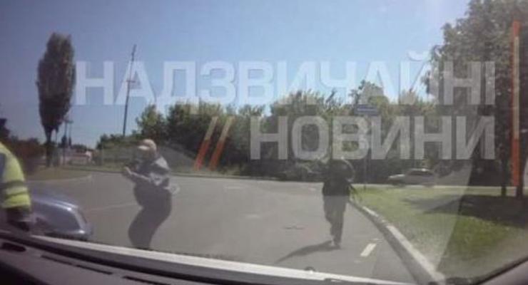 Обнародовано видео расстрела патруля ГАИ в Донецке