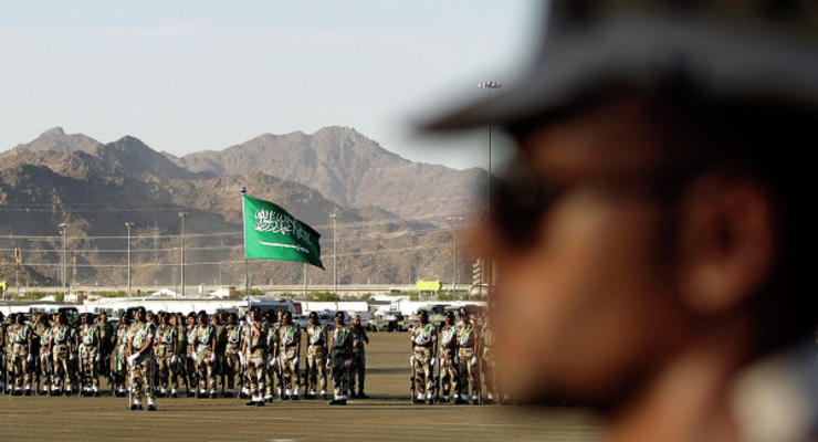 Двое смертников устроили теракт в правительственном здании Саудовской Аравии