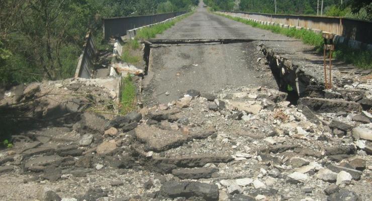 В Донецкой области взорвали мост