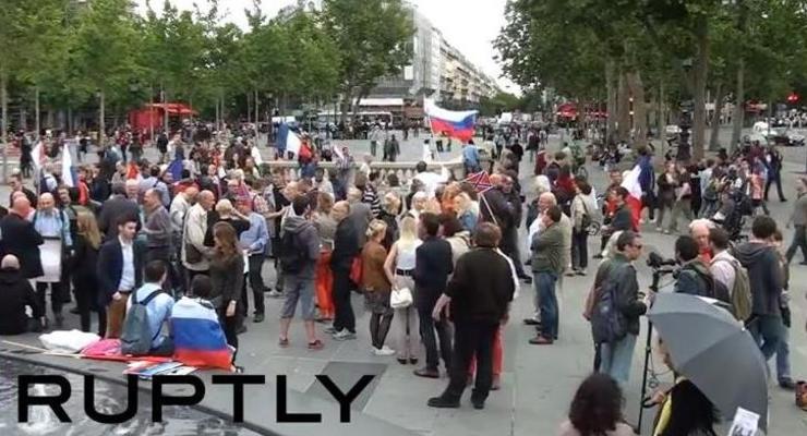 Парижане требуют прекратить "геноцид" на Донбассе - репортаж