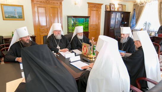 Новый глава УПЦ (МП) будет избран 13 августа