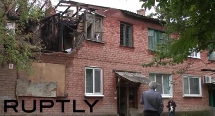 В селе под Луганском люди остались жить в разрушенных домах (видео)