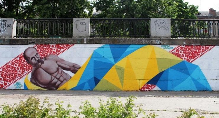 Проснувшийся патриотизм: как преобразились украинские города (фото)