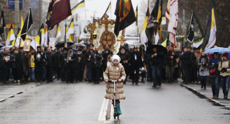 Снижение активности националистов в России связали с событиями в Украине